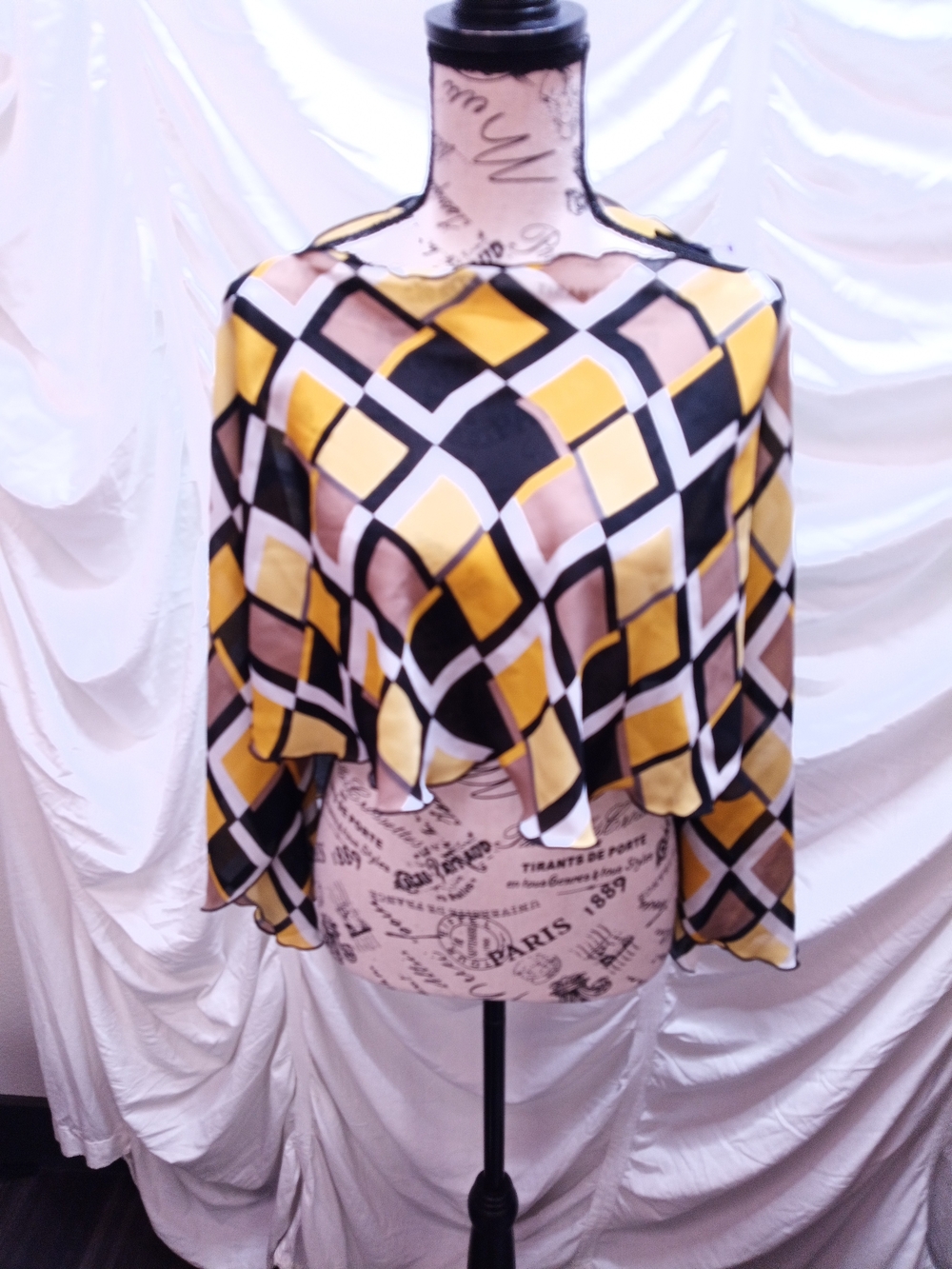 Geometric Print Yellow Black Blouse